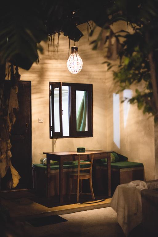 Gecko Restaurant & Rooms 아루감 베이 외부 사진